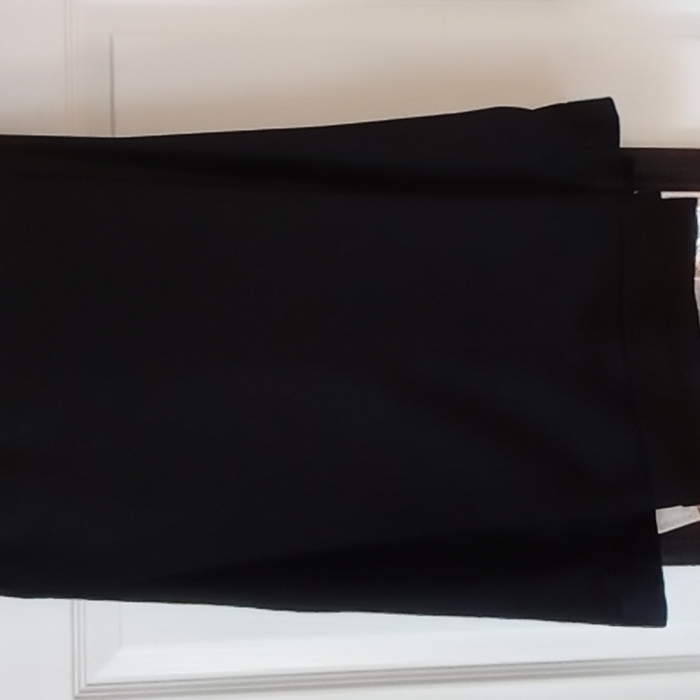 Two piece Mens Black Suit. 46RJacket and 40RPants Vanetti